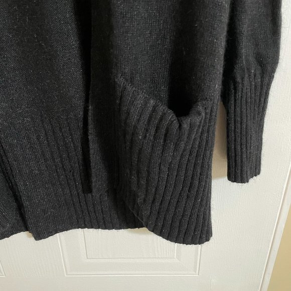 Talula Aritizia Black Cashmere Blend Pocket Cardigan - Picture 4 of 8